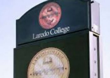 Buscan prohibir a transgéneros competir en deportes colegiales