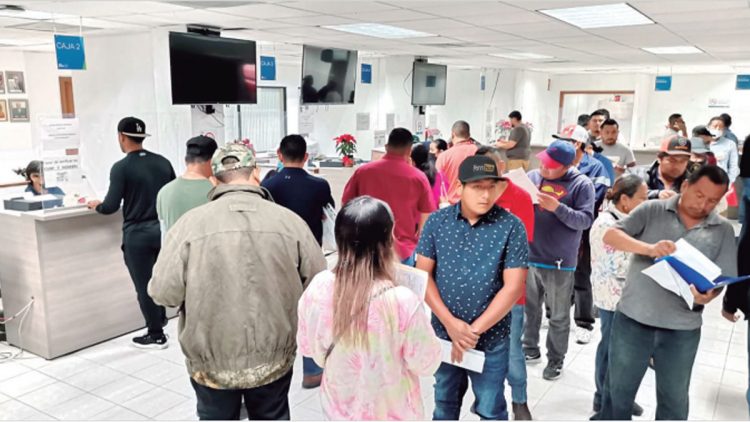 Obtener la licencia de conducir podría demorar hasta 4 meses