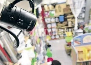 BUSCAN REDUCIR LOS ROBOS Y ASALTOS Conectan cámaras de negocios al C4