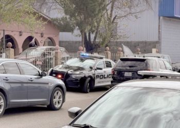 Catean residencia; hallan coca, armas, balas y dinero en efectivo