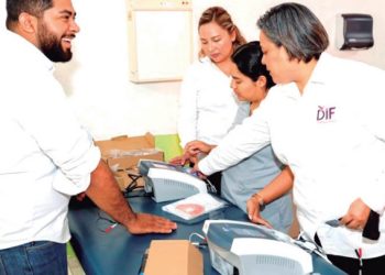 BENEFICIO PARA TRECE MUNICIPIOS Entregan equipos de rehabilitación física