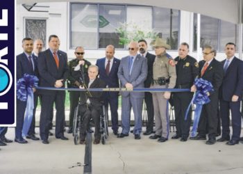 Inaugura Abbott el nuevo Centro Antipandillas