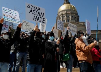 Quieren prohibir que asiáticos compren propiedades en Texas