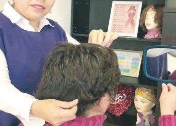 Lazo Rosa mantiene apoyo a mujeres con cáncer