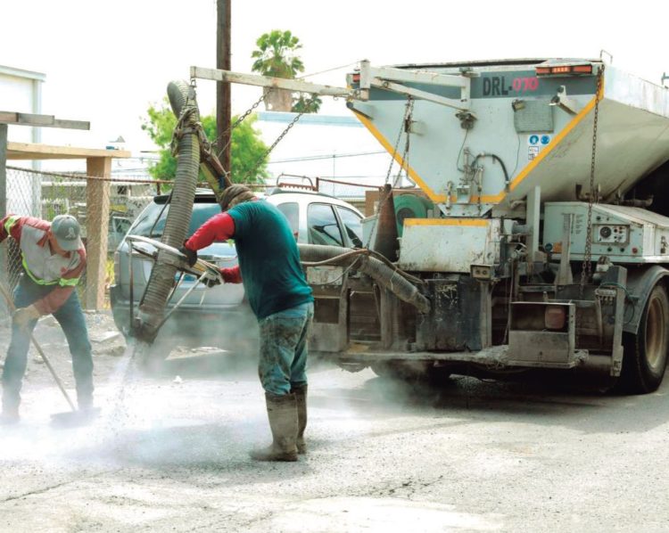 CAMPAÑA PERMANENTE DE BACHEO Mejoran vialidades de la ciudad