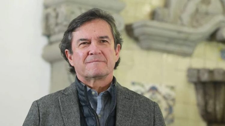 Ordena restituir a Edmundo Jacobo como secretario ejecutivo del INE