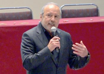 Mario Palos resume la falta de infraestructura comercial