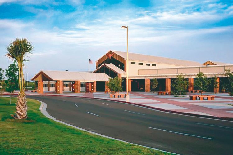 Estudiante es arrestado por amenaza terrorista