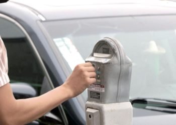 EN EL CENTRO DE NUEVO LAREDO Regulan 212 estacionómetros ACTIVIDAD VEHICULAR