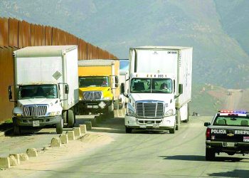 Faltan 54 mil chóferes de carga en México
