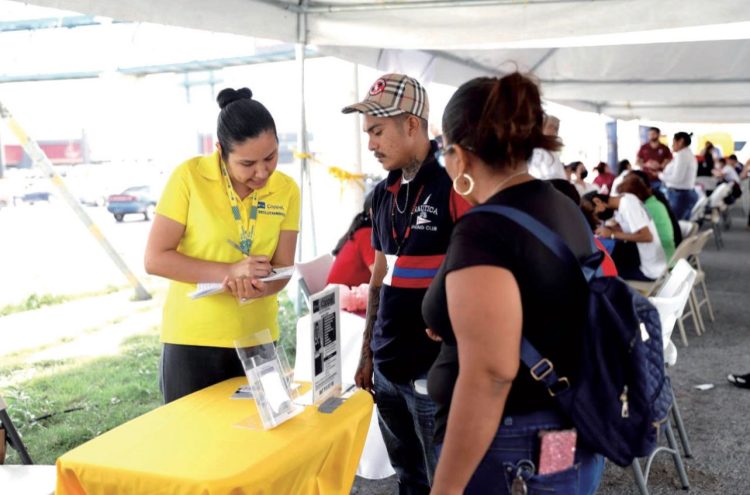 Avalan empresas programa Empleo en tu colonia