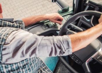 EMPRESAS NECESITAN MÁS DE 2 MIL Crece la carga y faltan choferes