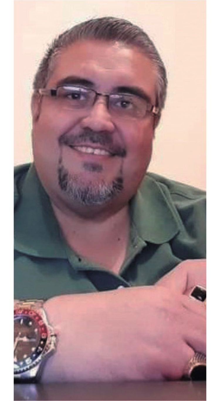  Fallece conocido abogado neolaredense