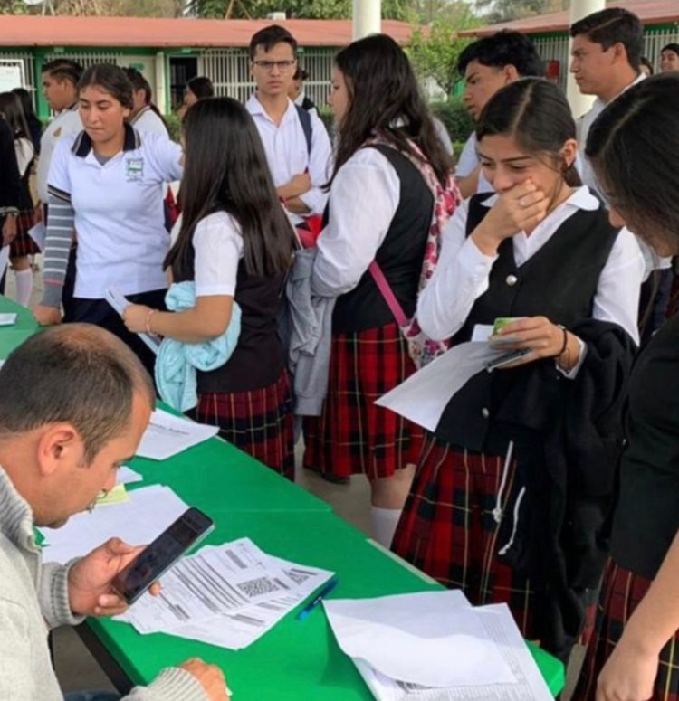 Lanzan convocatoria para becas estatales