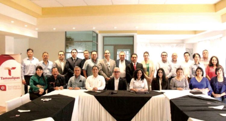 Industriales apoyan detonación de empleos