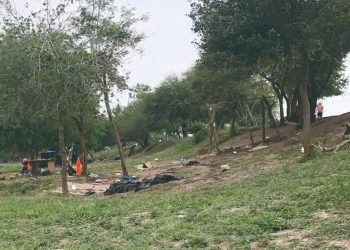 Incendian campamentos de migrantes en Texas