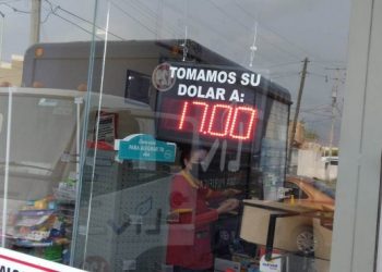 Fortaleza del Peso, pone al dólar $17