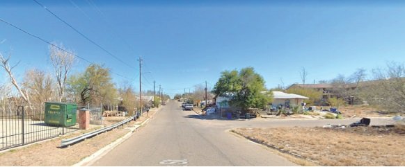 Encuentran a hombre muerto bajo un puente