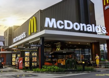McDonald’s prepararonda de despidos masivos