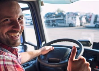 MUCHOS SE VAN A EU Rotación de choferes daña a empresas transportistas