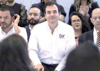 Firma Sistema DIF Tamaulipas compromiso nacional en favor de la familia