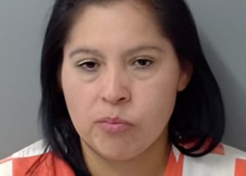 Recoge a su hijo en la escuela en estado de ebriedad