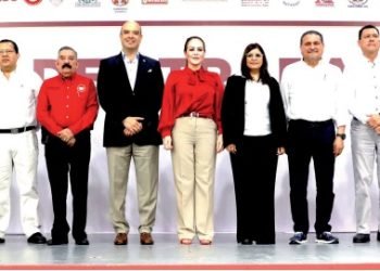 SINDICATOS Y CARMEN LILIA CANTUROSAS Consolidan alianza por desarrollo de Nuevo Laredo