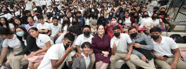 CELEBRA EL DÍA DEL ESTUDIANTE Impulsa alcaldesa desarrollo de estudiantes con “Foro Juventudes”
