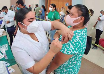 YA SON 42 CASOS EN TAMAULIPAS Anuncian vacunación contra covid- 19 aquí