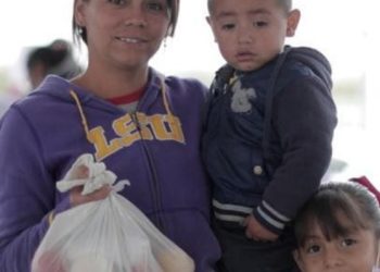 Ciudadanos pueden registrarse para recibir apoyos estatales