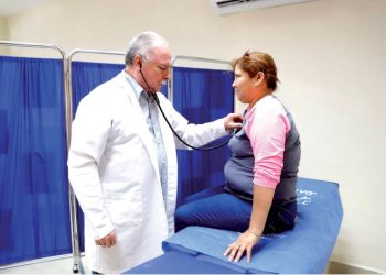 Brindarán consultas gratis a mamás de Nuevo Laredo