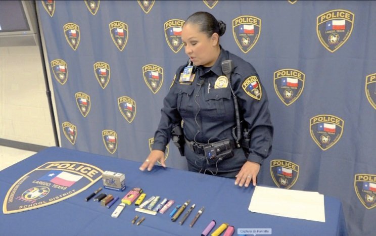 Atrapan en escuelas a 255 juveniles con vaporizadores