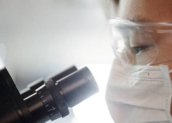 Detectan un caso más de meningitis tras cirugía