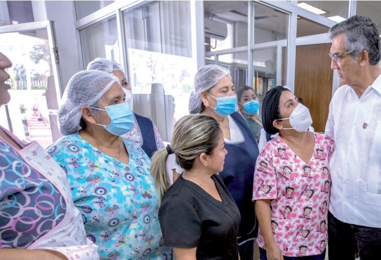 OFRECE A PACIENTES ATENCIÓN INMEDIATA Visita el gobernador el HG tras conato de incendio