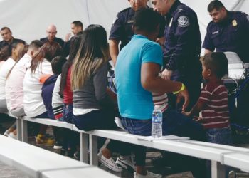 Espera Laredo oleada de migrantes de todo el mundo