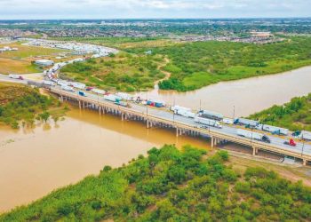A un paso de cruzar materiales peligrosos