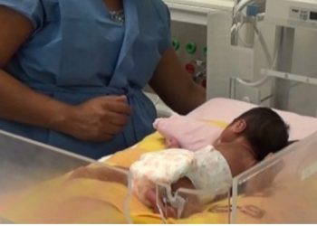 Altruismo de amas de casa para bebés pacientes en ICU