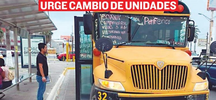 URGE CAMBIO DE UNIDADES Camiones urbanos circulan en desperfecto y contaminan