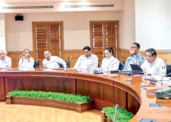 Preside Gobernador reunión de seguridad en Nuevo Laredo