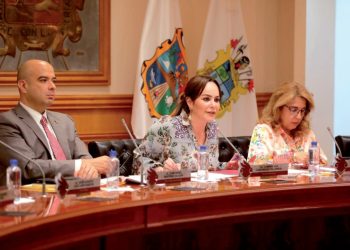 APRUEBA CABILDO DECRETO Garantizan buen ejercicio de la función pública