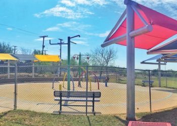 Acuda a zona de enfriamiento familiar en parques