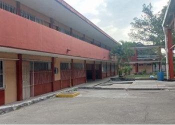 Piden acortar jornada en escuelas por ola de calor