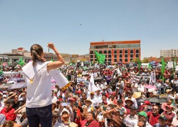 Claudia Sheinbaum defendiendo la 4T y el empoderamiento de las mujeres