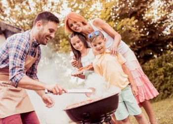 ¡Hoy es día del padre! Festéjale con precaución.