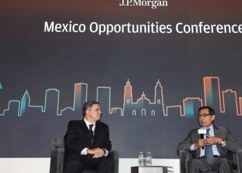 México destaca como destino estratégico para empresas que trasladan sus operaciones de Asia, afirma titular de la SHCP