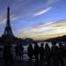 Detenidos en Francia sospechosos de violación a turista mexicana cerca de la Torre Eiffel