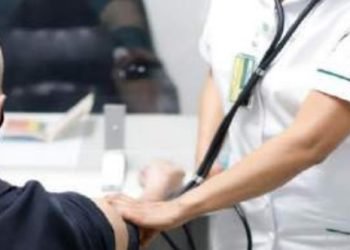 Hombres consultan menos en el IMSS
