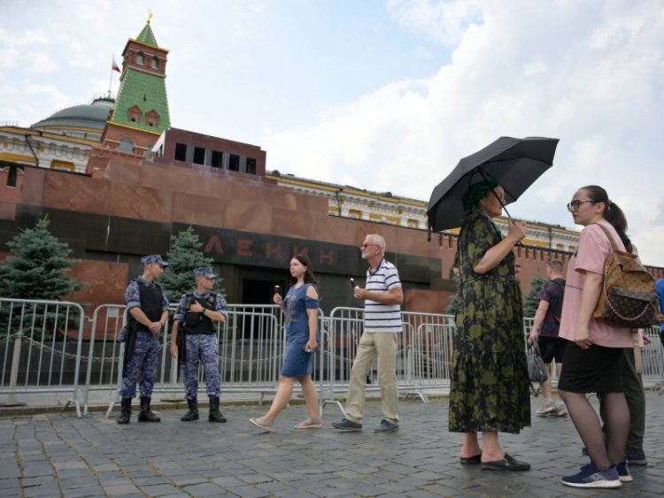 Detienen a hombre por intento de incendio en el mausoleo de Lenin en la Plaza Roja de Moscú