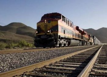 COMPAÑÍA CANADIAN PACIFIC Ferrocarril conecta Canadá – Nuevo Laredo