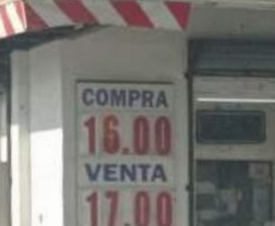 Baja el dólar a $17.00